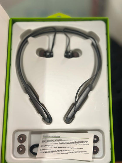 W300 NeckBand HiFI Sound 3 Days Battery timing